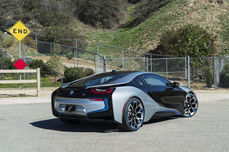  BMW i8 by Forgiato Wheels (INSETTO-ECL) 2016 года  (фото 2 из 7)